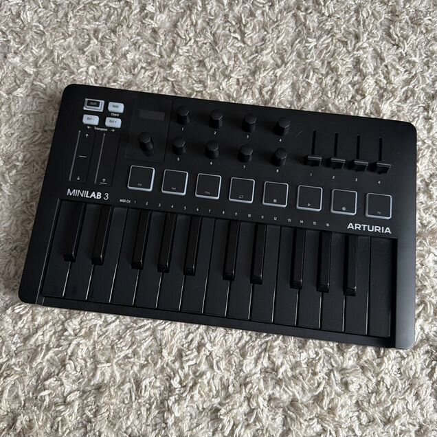 Arturia minilab3