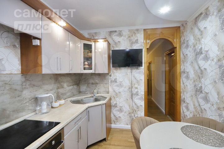 2-к. квартира, 46,9 м², 1/14 эт.