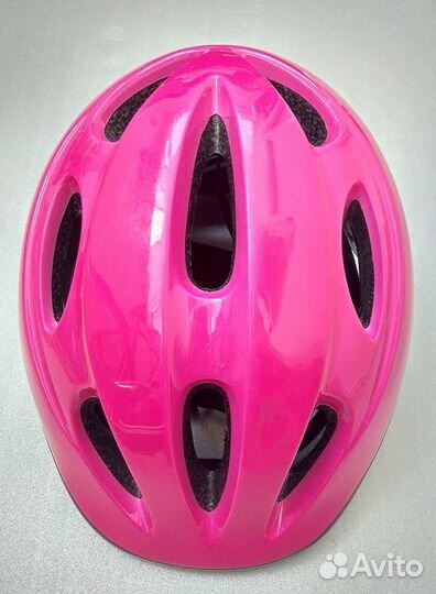 Роликовые коньки, шлем и защита