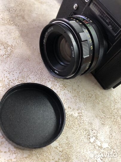 Плёночный фотоаппарат zenit EM