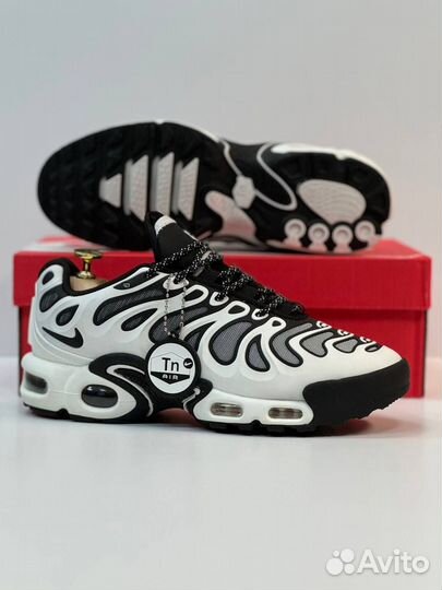 Кроссовки мужские nike AIR MAX plus