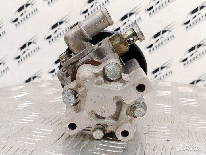 Насос гидроусилителя руля Chevrolet Cruze J300 1.8