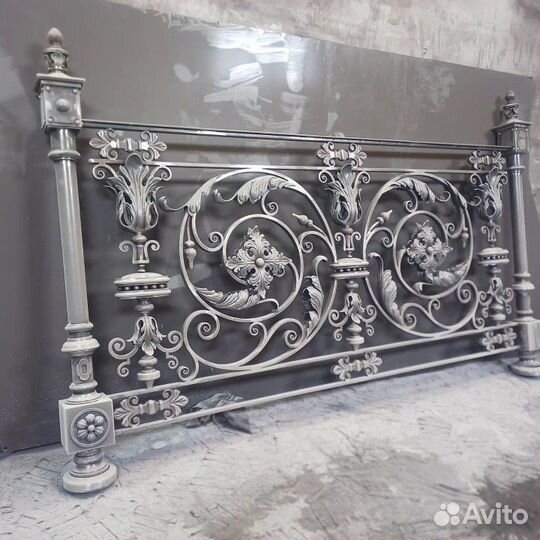 Кованный балкон