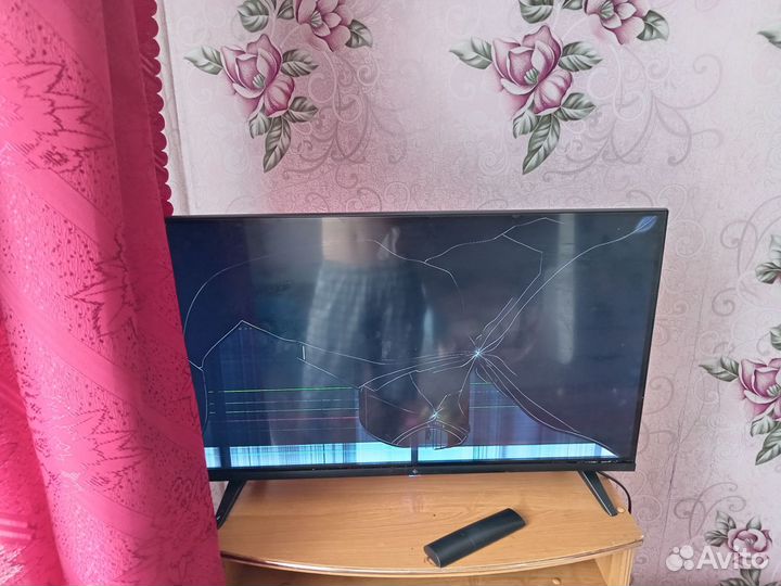 Телевизор SMART tv 32 dexp