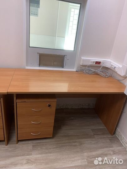 Письменный стол