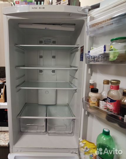 Холодильник Indesit nba18dfnf