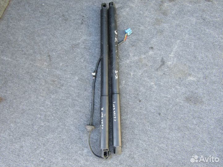 Амортизатор крышки багажника X166 A1669803764