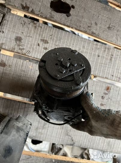 Компрессор кондиционера Geely Vision 1.8