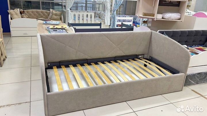 Кровать софа с подъёмным механизмом