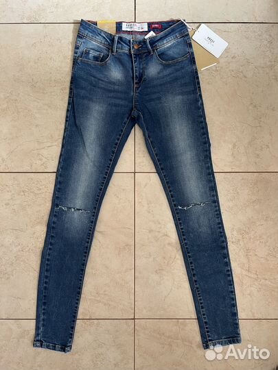 Джинсы женские House