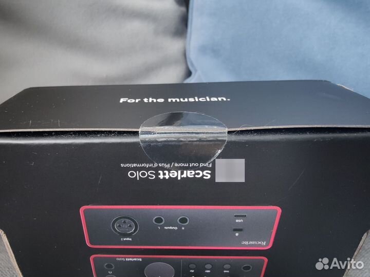 Звуковая карта Focusrite Scarlett Solo 4 gen новая