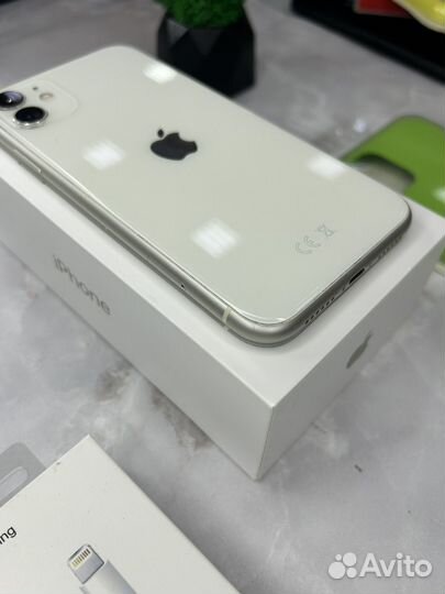 iPhone 11, 64 ГБ