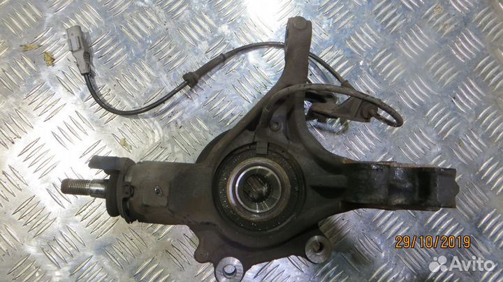 Поворотный кулак Citroen C4 grand picasso