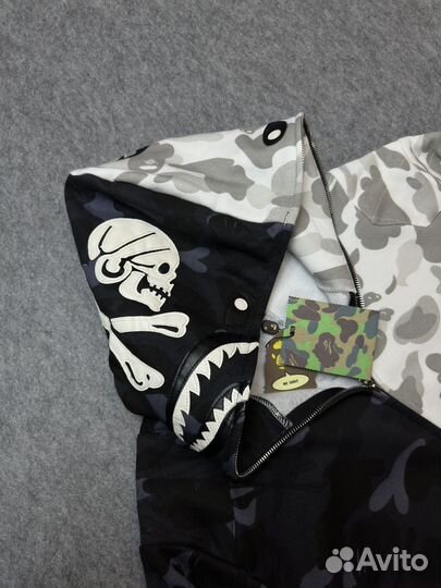 Толстовка на молнии Bape Shark