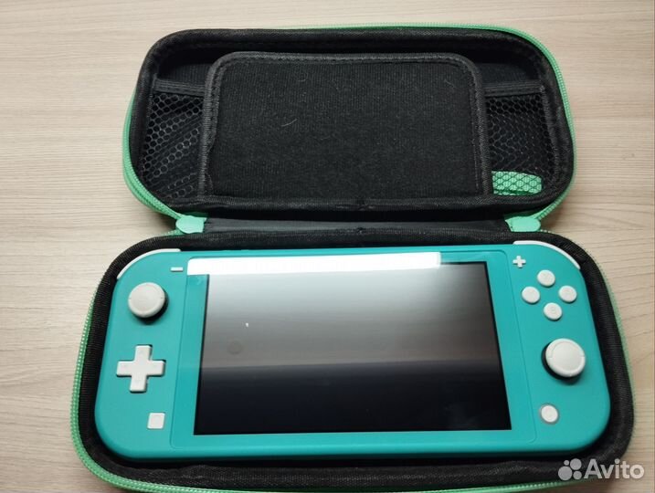 Nintendo Switch Lite с играми не прошитая