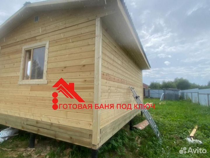 Баня из профилированного бруса с крыльцом