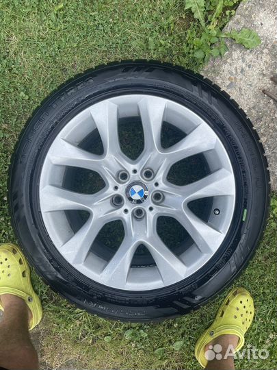 Nokian Hakka Black Bmw r19