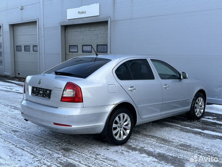 Skoda Octavia 1.6 МТ, 2011, 185 255 км