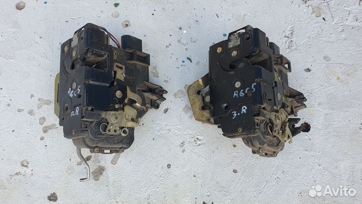 Замок двери Ауди а6 с5