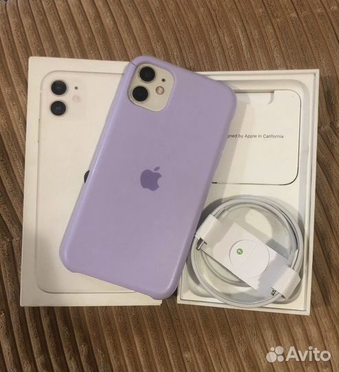 Телефон iPhone 11