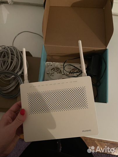 Роутер Huawei