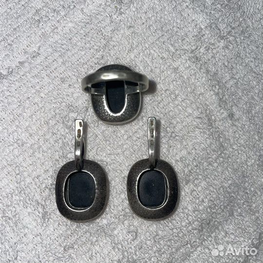Комплект из серебра кольцо и серьги СССР (Сзр)