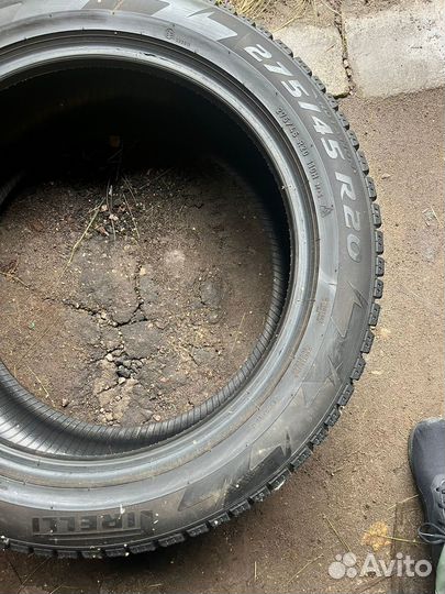 Pirelli Ice Zero 2 275/45 R20 110H