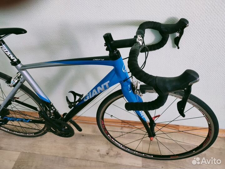 Шоссейный велосипед Giant