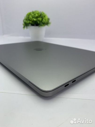 Macbook pro 13 2019 i5 8gb 128gb