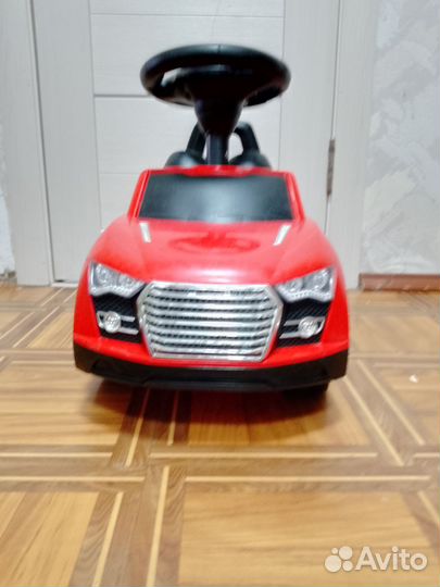 Машинка каталка толокар