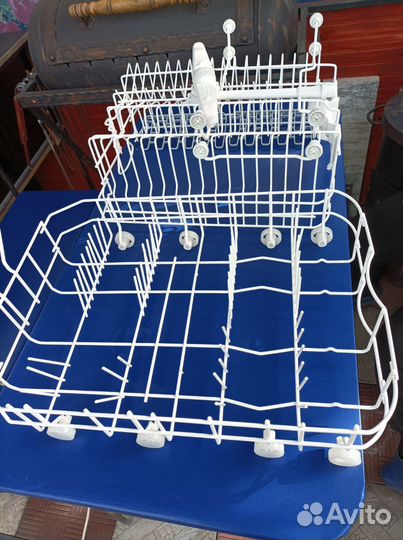 Корзины посудомоечной машины