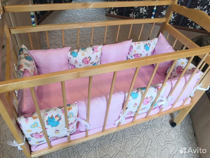 Бортики в кроватку новые