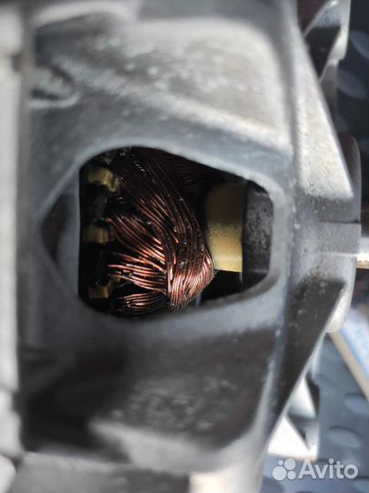 Двигататель стиральной машины Atlant