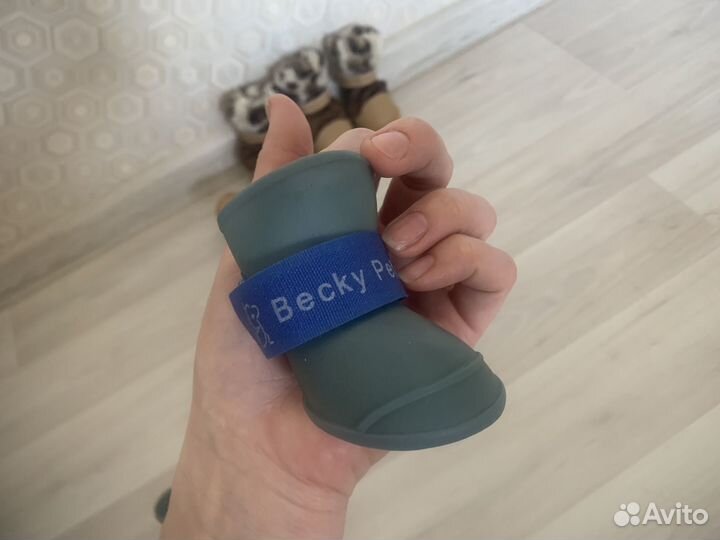 Обувь для собак мелких пород