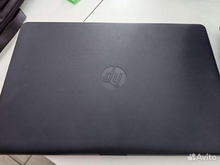 Ноутбук hp 15-be058 ur черный