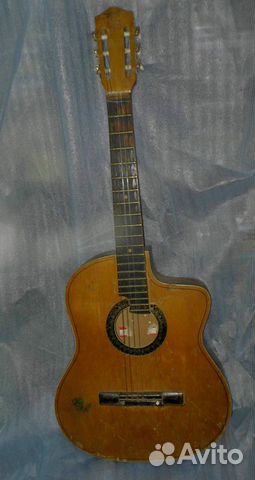 Гитара акустическая (б-у, под настройку, нет струн