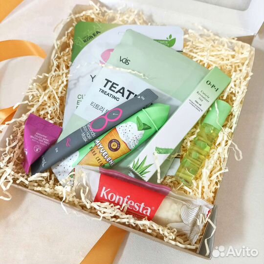 Бьюти-бокс с косметикой,подарок девушке