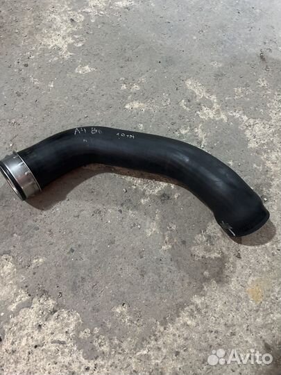Патрубок интеркулера 4B0145745F Audi A4 A6 1.9tdi