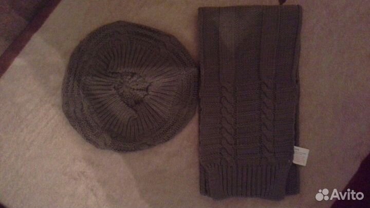 Комплект осень-весна:Берет+Шарф новый