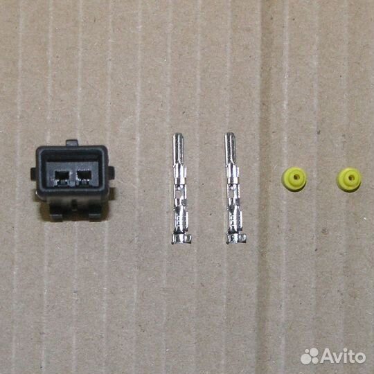 Колодка штыревая 2 серия 3.5 топливного насоса, ук