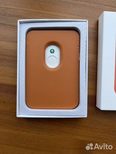 Кардхолдер apple magic wallet