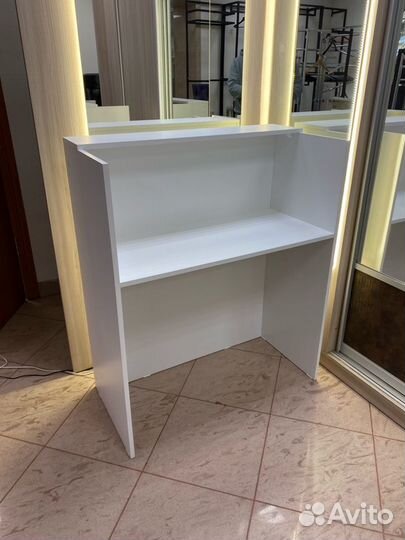 Кассовый стол / Ресепшн / Стойка Администратора