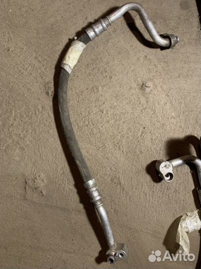 Skoda Octavia A5 трубка кондиционера