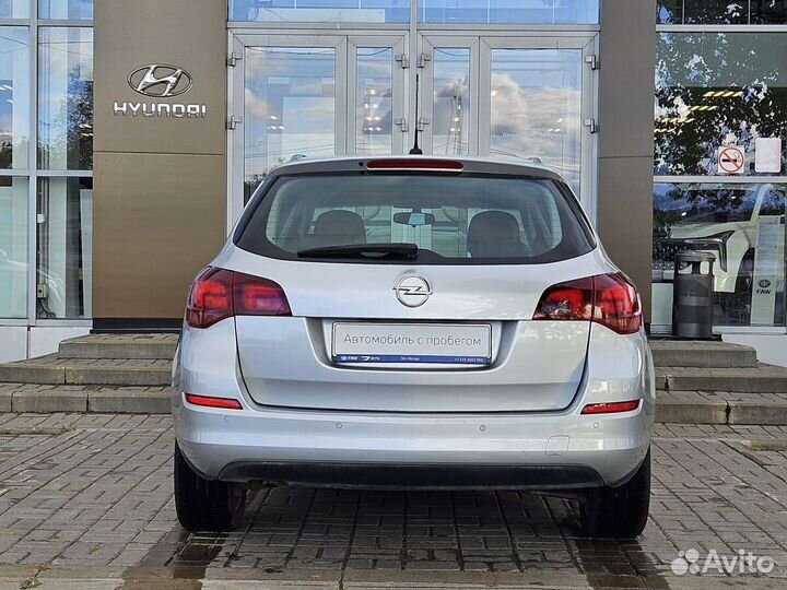 Opel Astra 1.6 МТ, 2012, 131 292 км