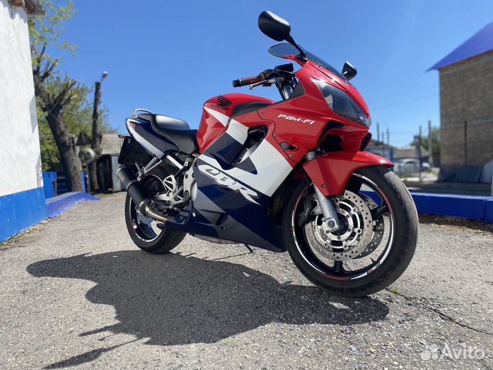 Honda CBR600 F4i