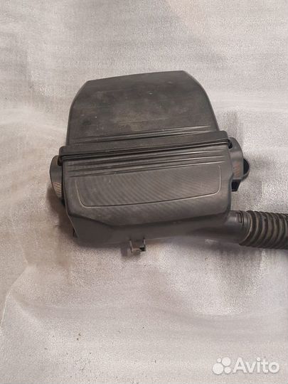 Корпус воздушного фильтра Fiat Panda 2008