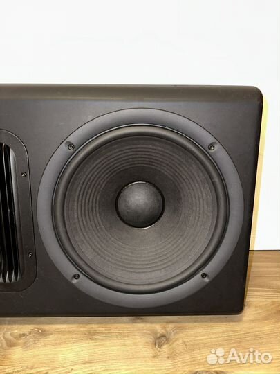 Активный студийный сабвуфер JBL LSR6312SP