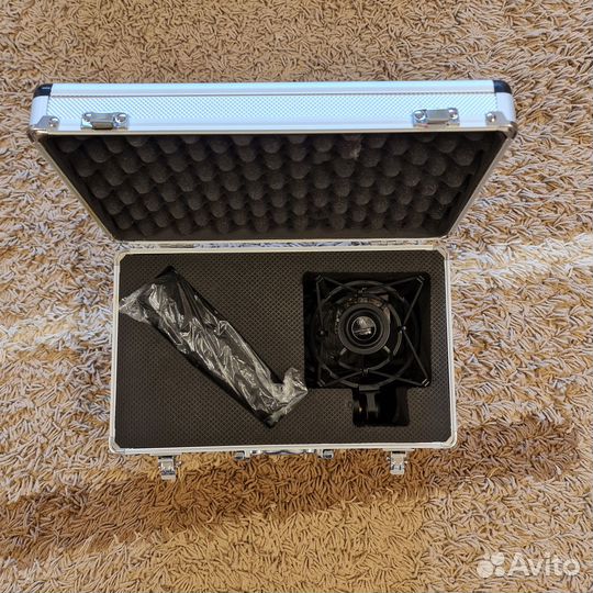 Студийный микрофон ART M TWO