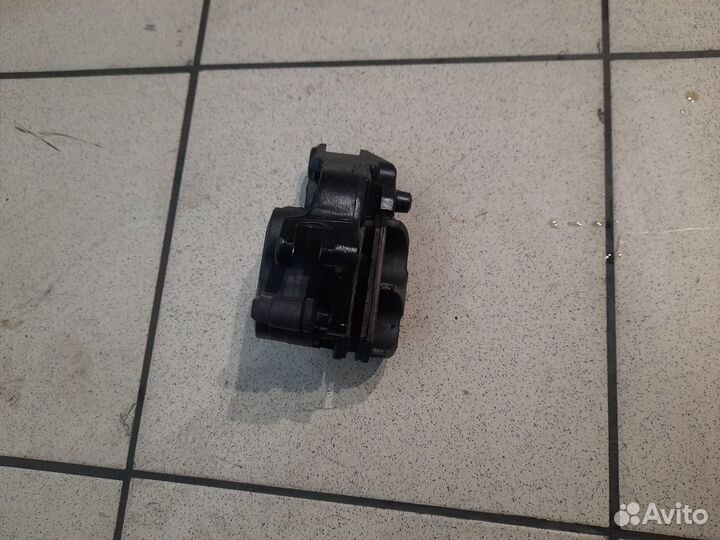 Суппорт задний Honda gl1500 gold wing