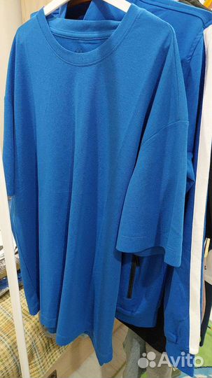 Спортивные костюм